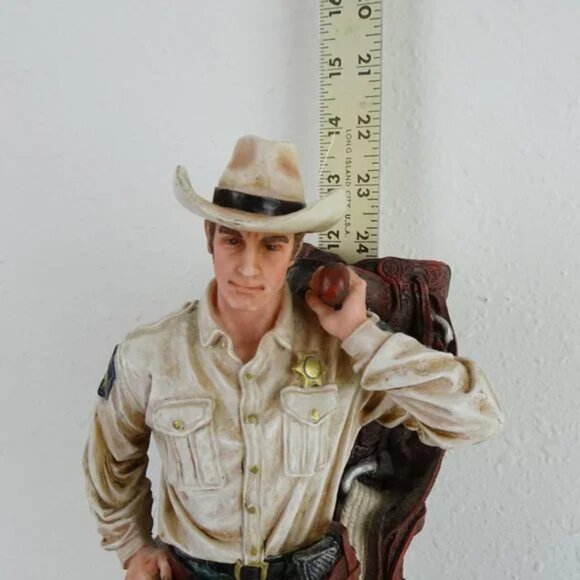 Vintage Vanmark Cowboy Statue Legends of the Law "Defender of the Range" 1/0689 - Picture 14 of 16